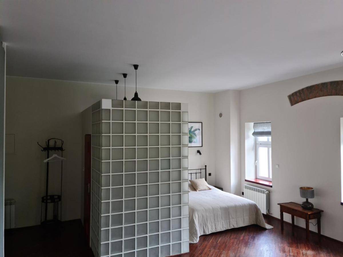 Apartament W Starej Szkole Apartment Srebrna Góra Екстериор снимка